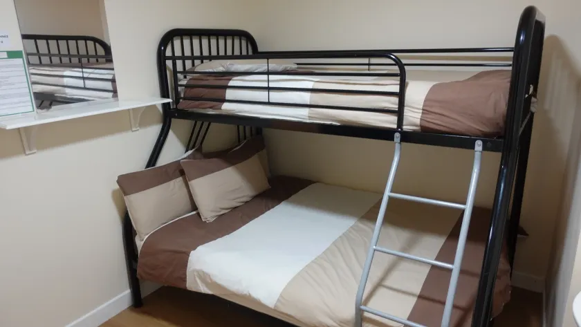Greenway & Copper Coast Hostel - Image 1
