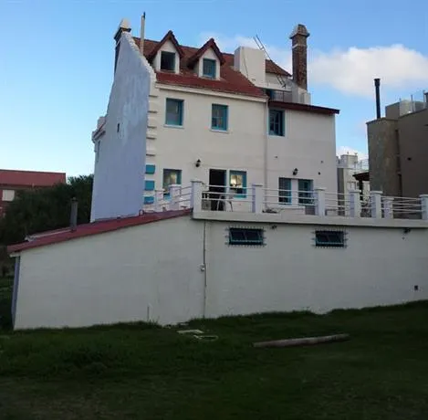 Hostel Pinamar - Image 1
