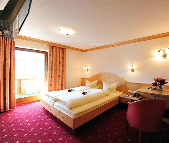 Hotel Garni Matschöl - Image 1