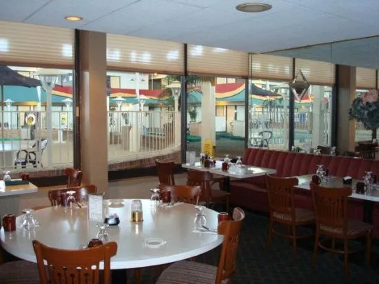 Avalon Hotel & Conference Center - Image 1