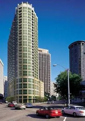 Pacific Guest Suites At Metropolitan Tower - Image 1