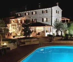 Dva Baladura Apart - Image 1