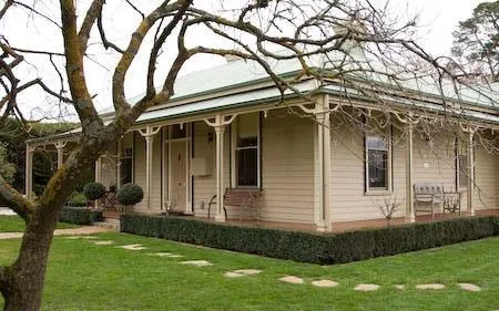 Tilwinda Bed and Breakfast - Image 1