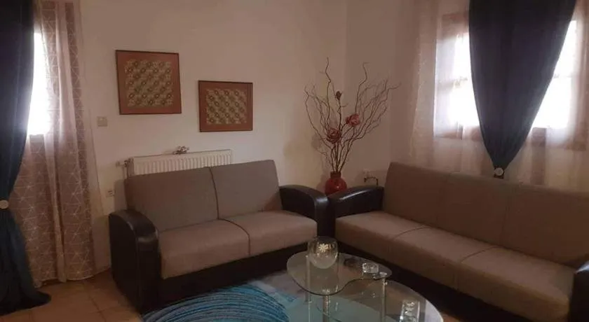 Maria's House in Chora - Image 1