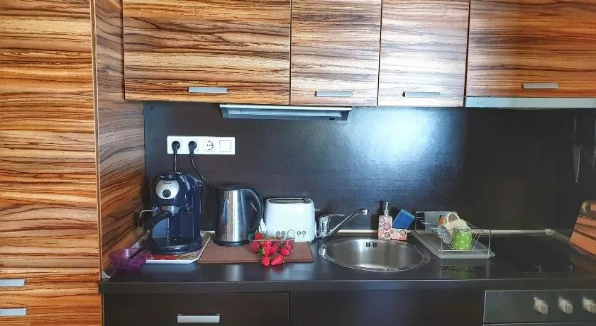 Apartment Lucky 2 Feya - Image 1