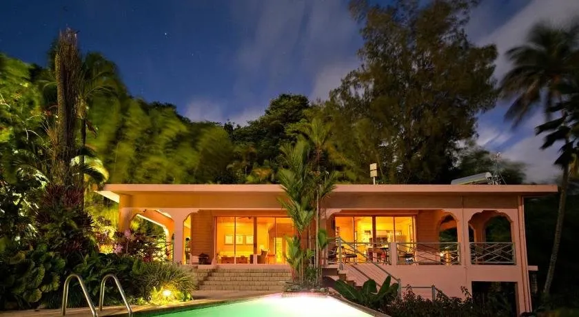 Casa Flamboyant Bed & Breakfast - Image 1