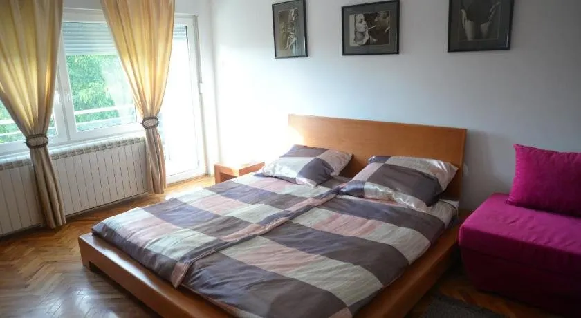 Lux apartman Mia - Image 1