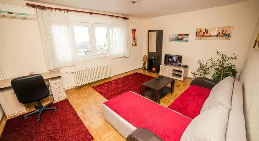Sunrise Apartment - Image 1