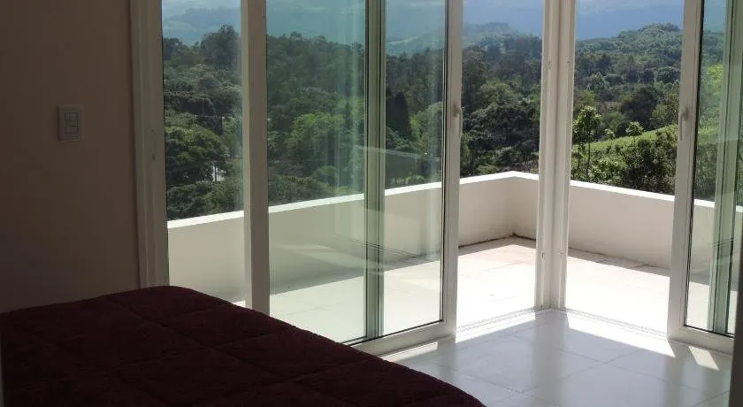Casa no Vale - Image 1