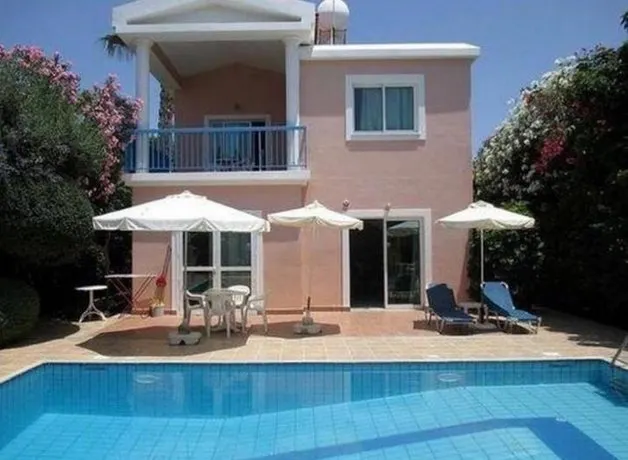 Nicholas Waves Villa 3 - Image 1