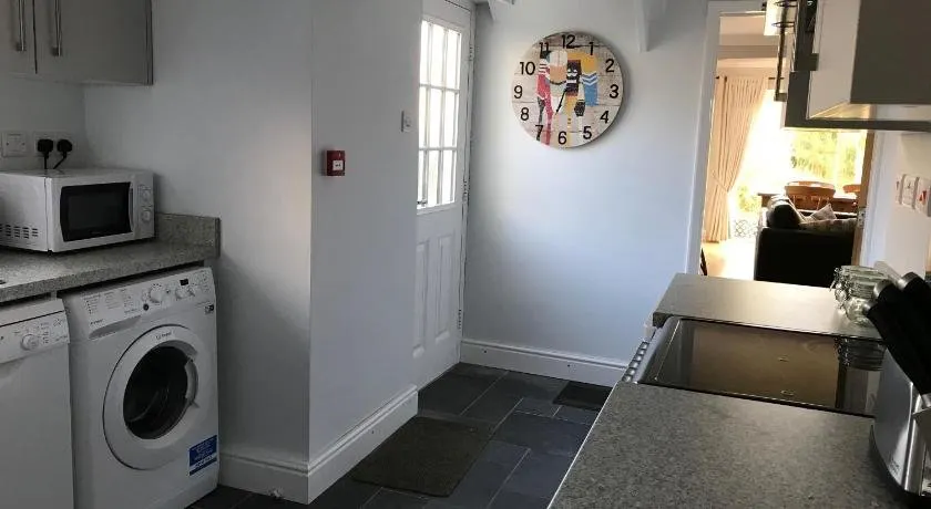 The Hollies Apartment - Image 1