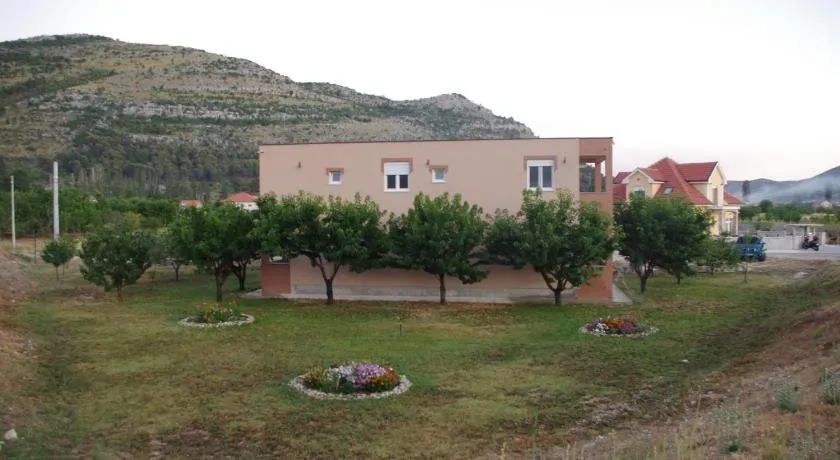 Guesthouse Miladinovic - Image 1