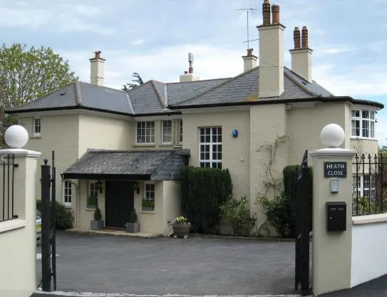 Heath Close - Image 1