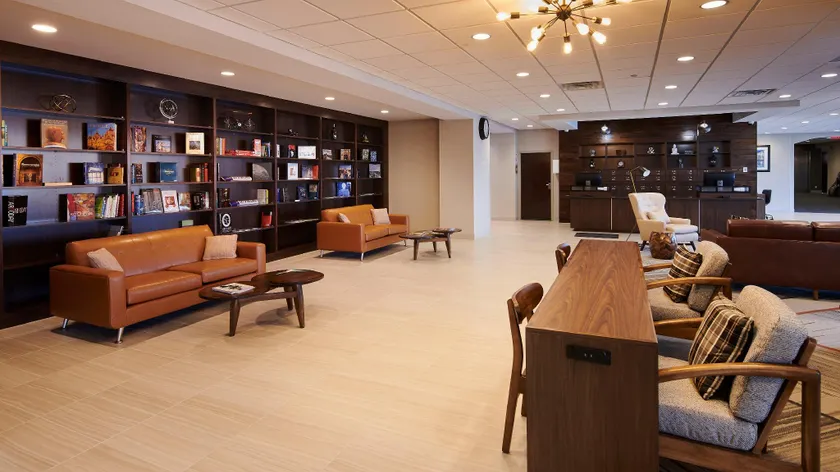 Four Points by Sheraton Cleveland-Eastlake - Image 1