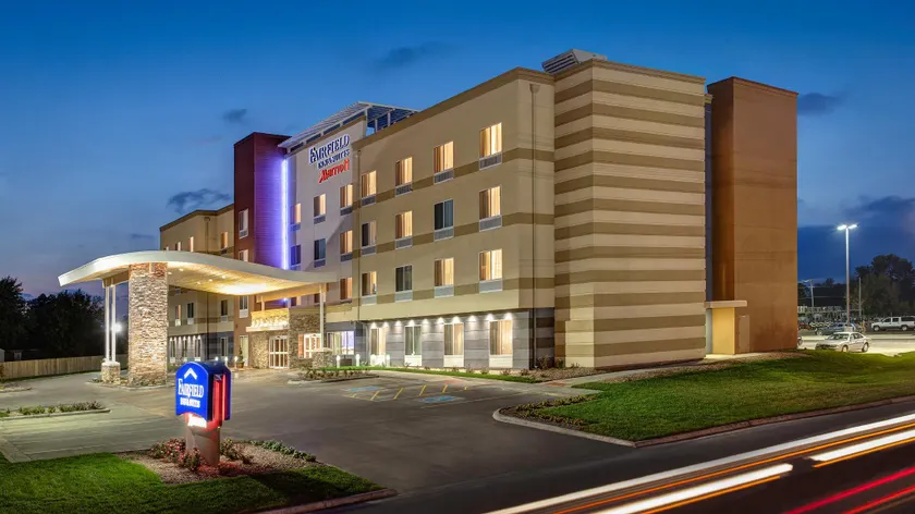 Fairfield Inn & Suites Tampa Wesley Chapel - Image 1