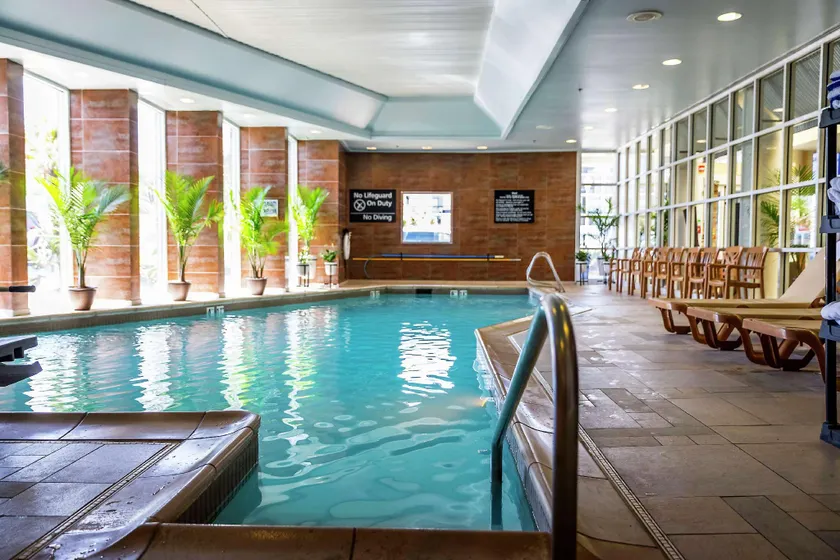 Hampton Inn Virginia Beach-Oceanfront North - Image 1