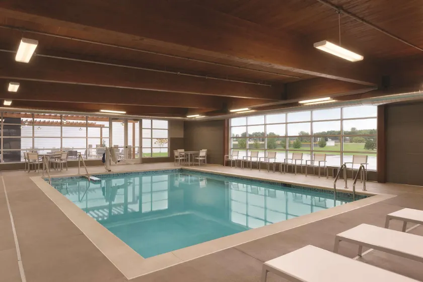 Country Inn & Suites by Radisson, Ft. Atkinson, WI - Image 1