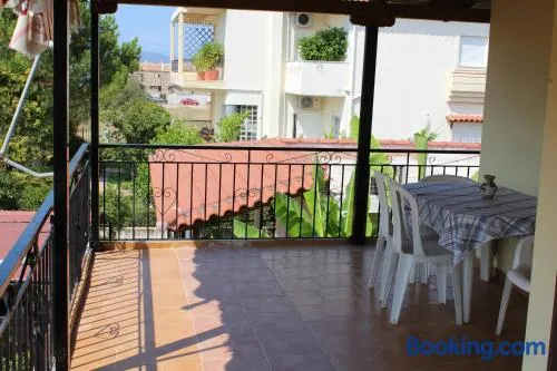 Panos Seaside Apartment - Image 1