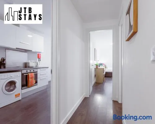 NEW!!! 2BR Flat by JTB✪W/Parking✪Business&Family✪ - Image 1