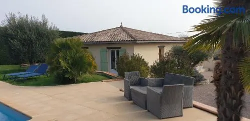 MAISON TROPICALE - TERRASSE - PISCINE - CONFORT - Image 1