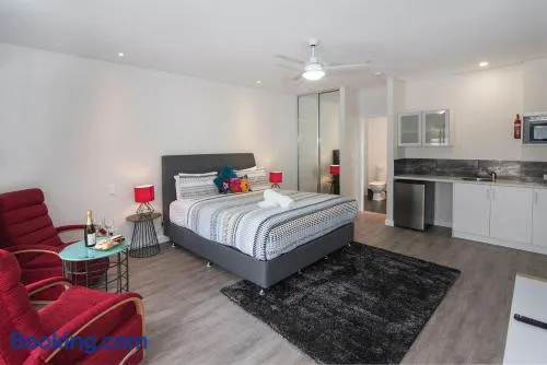 Chardonnay Studio - Image 1