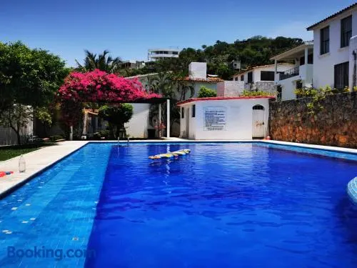 CASA ACA DIAMANTE 3 RECAM A 5min PLAYA Y ALBERCAS IDEAL CONTINGENCIA HOME OFFICE - Image 1
