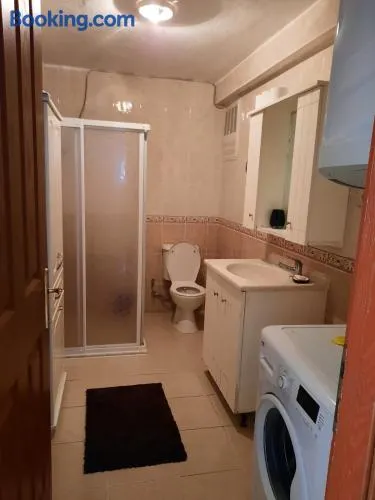 Sarımsaklı plajına yakın buyuk ev - Image 1