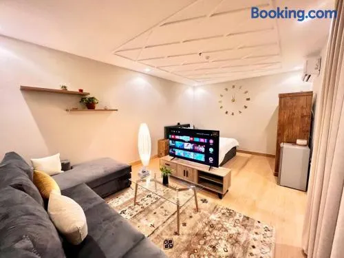 DELUXE ROOM 2 - Image 1