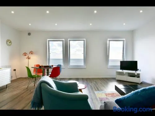 10 Marine Parade - Image 1