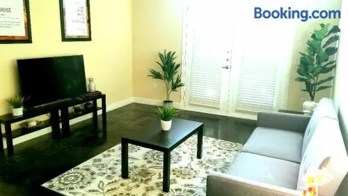 Roomy Downtown Abode - Image 1
