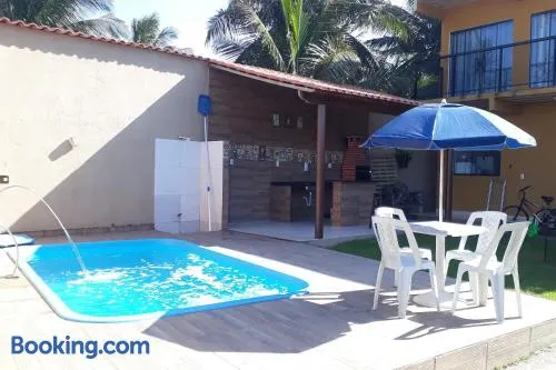 Casa de praia de frente para o mar com piscina - Image 1