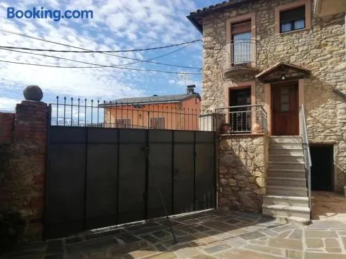 4 bedrooms house with terrace and wifi at Prullans - Image 1
