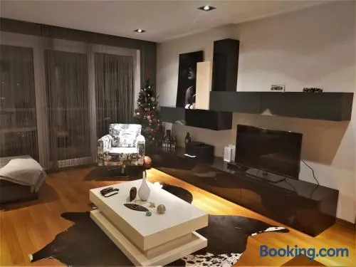 Ni Suites - Near Airport, Free WIFI - Image 1