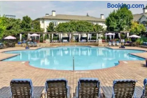 Entire 2 BR luxury apartment Buckhead/Brookhaven - Image 1