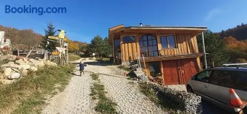 Maninska tiesnava karavan na Bazali - Image 1