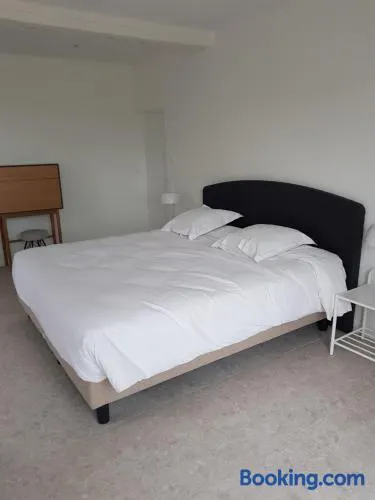 Gite La mollerie 350 m², loue en WE ou a la semaine, parfaitement equipe - Image 1