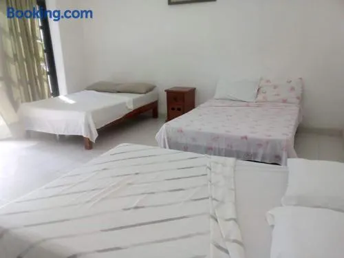 Hermosa Casa en pie de la Cuesta Acapulco - Image 1
