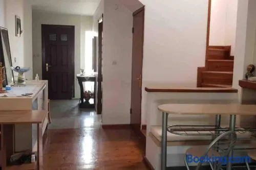 Spacious Loft Apartment - Image 1