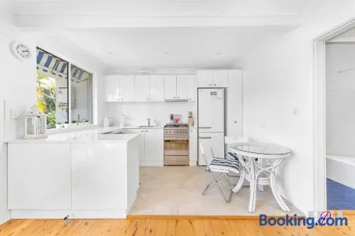 AVALON BEACH - Image 1