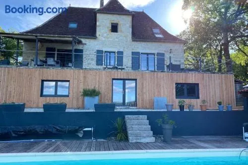Maison familiale Martel - Image 1