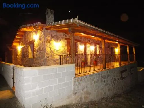 Moderna Casa de piedra - Image 1