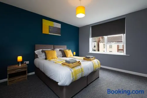Large flat near BAE & Ribby Hall Free Parking WiFi - Image 1