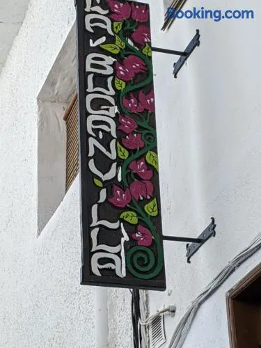 ALOJAMIENTO La BUGANVILLA 2 - Image 1