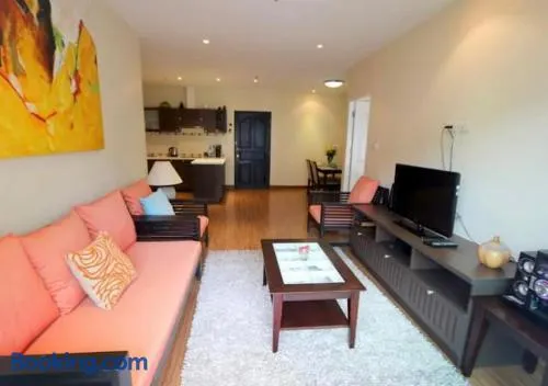 Appartement spacieux et moderne - Image 1