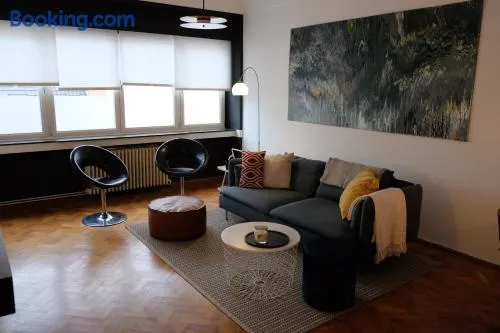 Interbellum Appartment @ trainstation Mechelen - Image 1