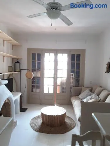 Binichu Beach House - Image 1
