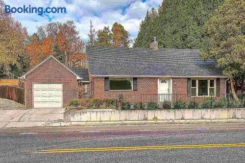 Boise Hill House - Image 1