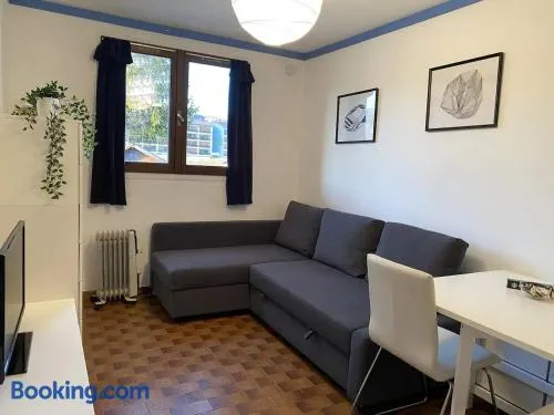 Studio moderne & fonctionnel avec place de parking - Image 1
