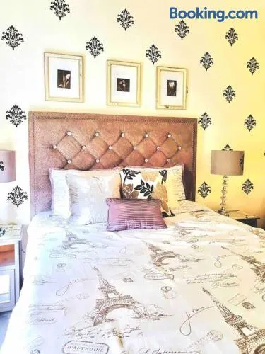 Gorgeous 4BR Home - University of Florida, Springs, Sleeps 15 - Image 1