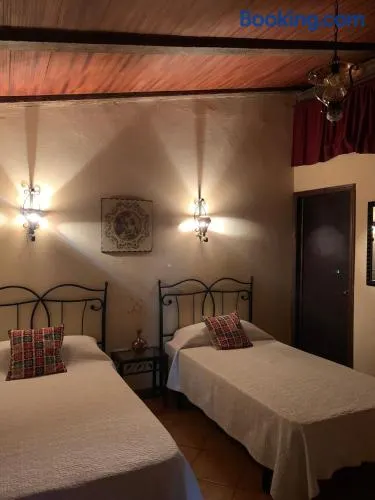 Villa abajo - Image 1
